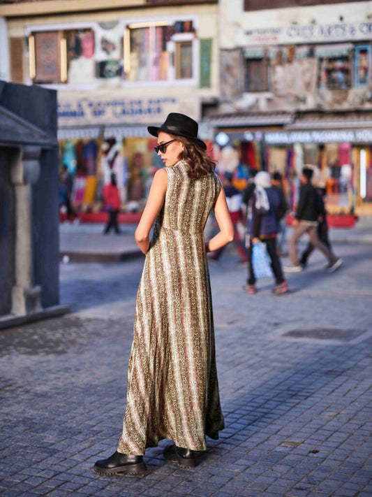 Collared Button-Down Flared Long Dress — Viscose Print