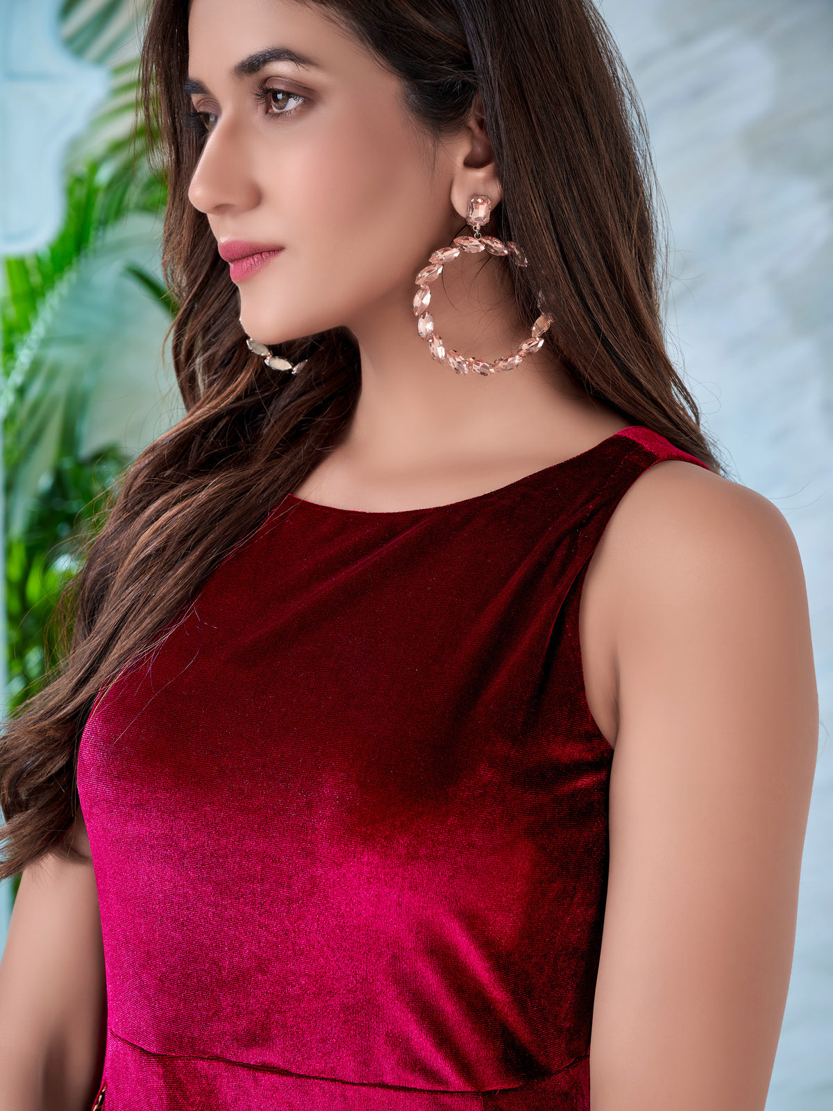 Maroon Halter Neck Kurti with Printed Gajji Straight Pant