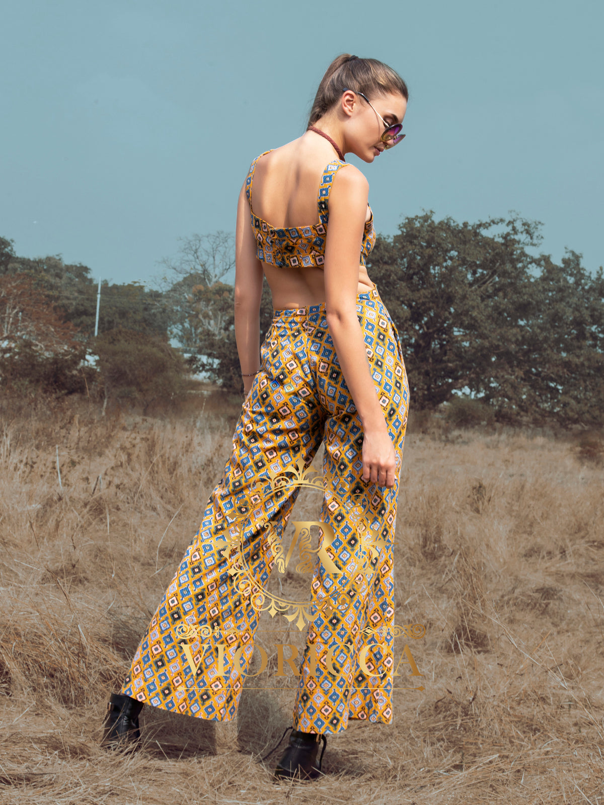 Square-Neck Side-Cut Wide-Leg Cotton Jumpsuit – Geometric Print
